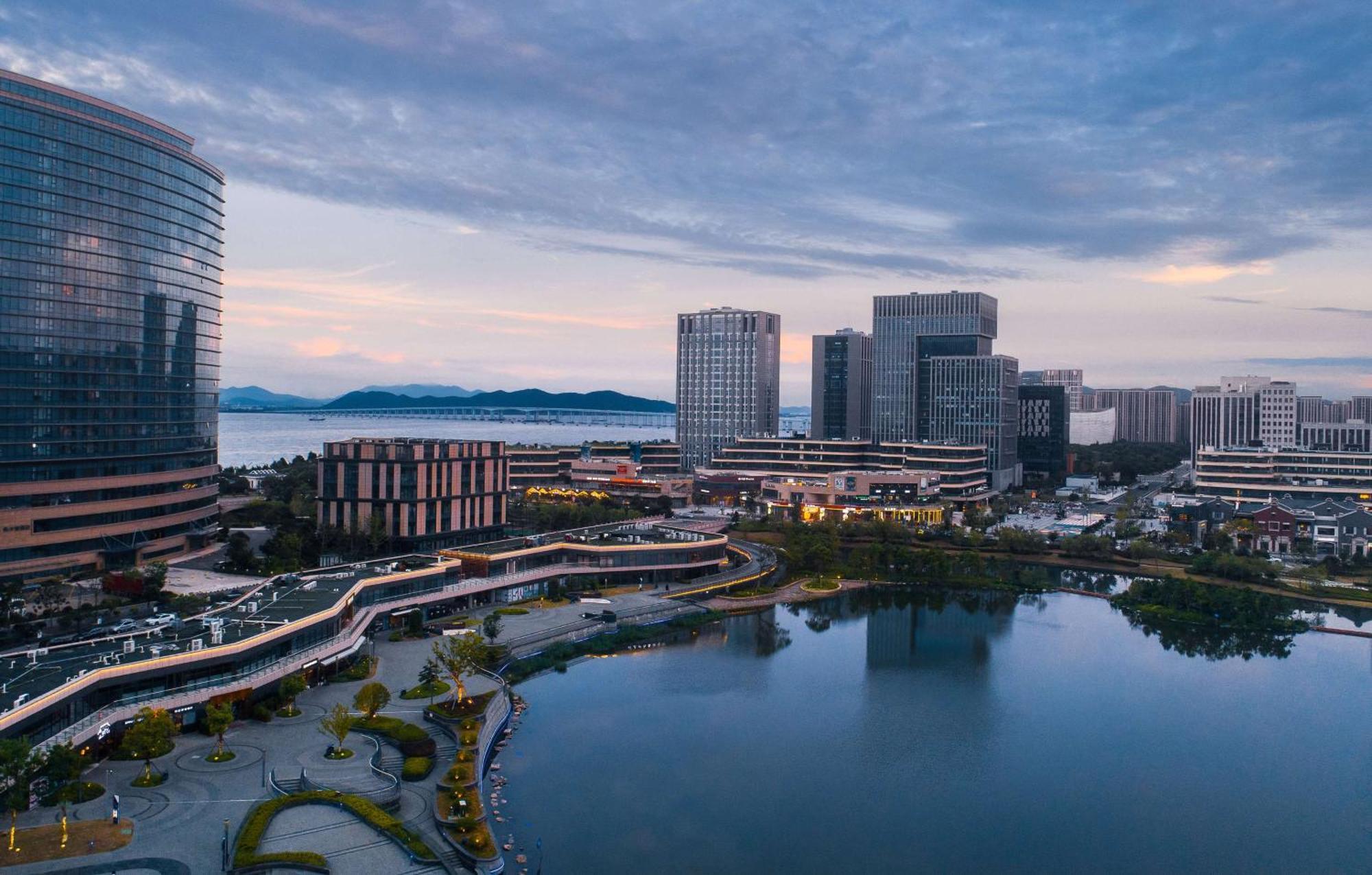 Hilton Zhoushan Exterior photo